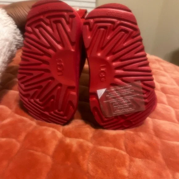 UGGs- infant - Picture 3 of 4
